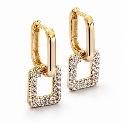 Serata Ritratto – 14K gold earrings with cubic zirconia by Serafino, detail view